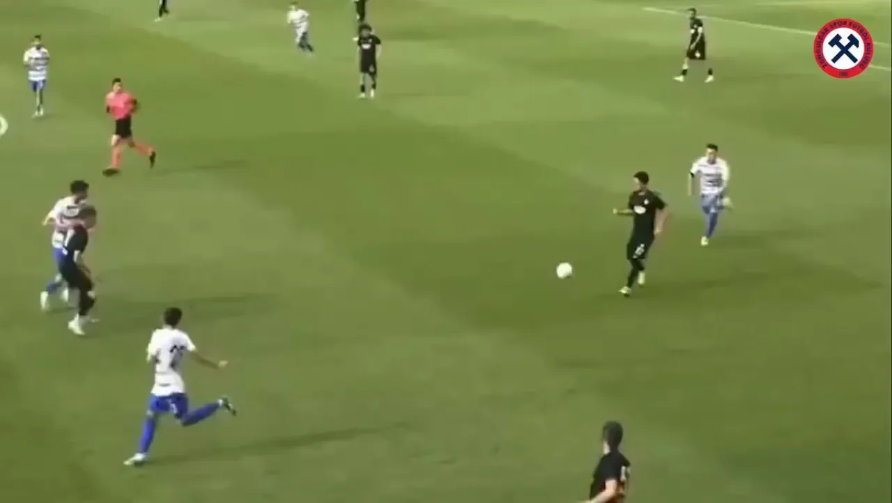 Nazilli'de Futbolda Şike Soruşturması: Ankara Batı Cumhuriyet Başsavcılığı Devrede Nazilli'de Futbolda Şike Soruşturması: Ankara Batı Cumhuriyet Başsavcılığı Devrede