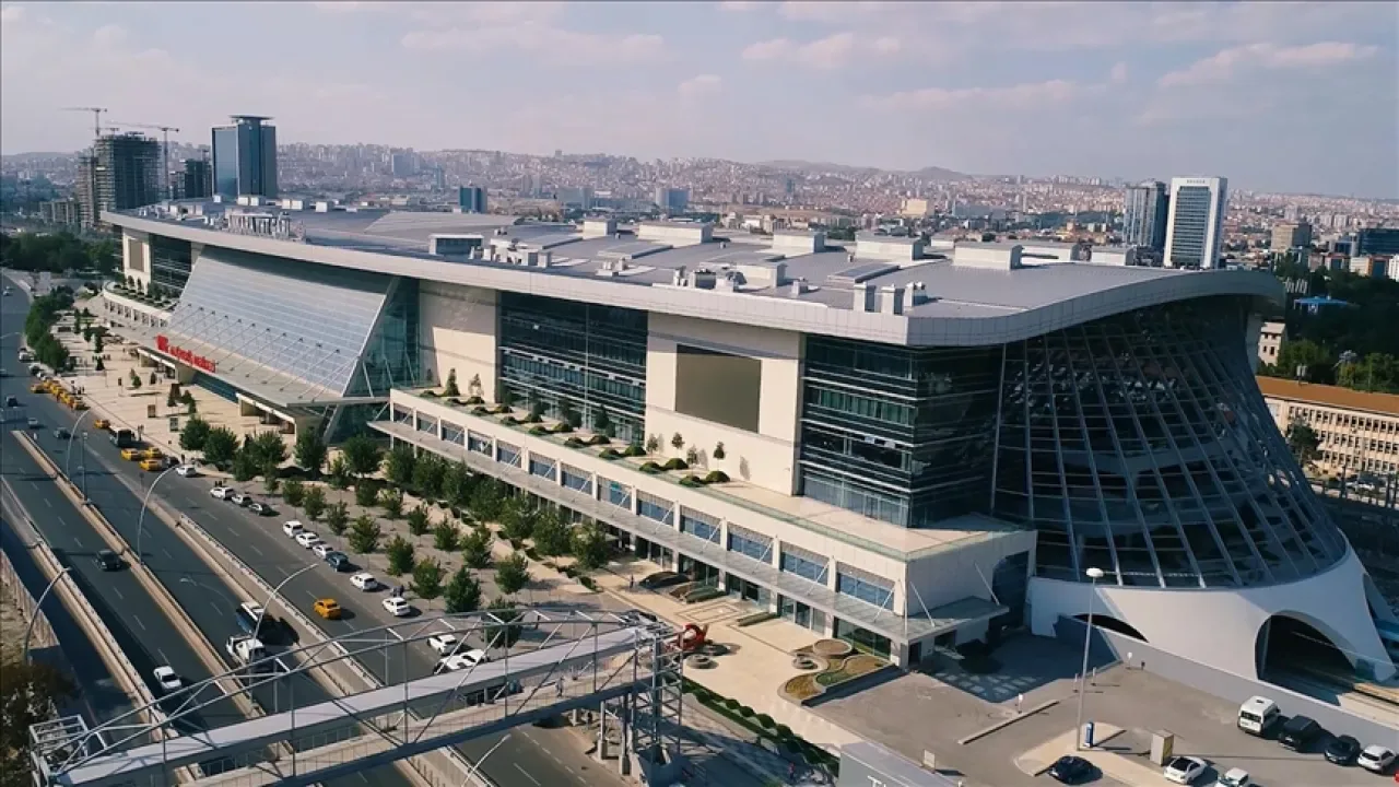 Ankara YHT Garı 9 Yılda 40 Milyonu Aşkın Yolcuya Hizmet Verdi Ankara YHT Garı 9 Yılda 40 Milyonu Aşkın Yolcuya Hizmet Verdi