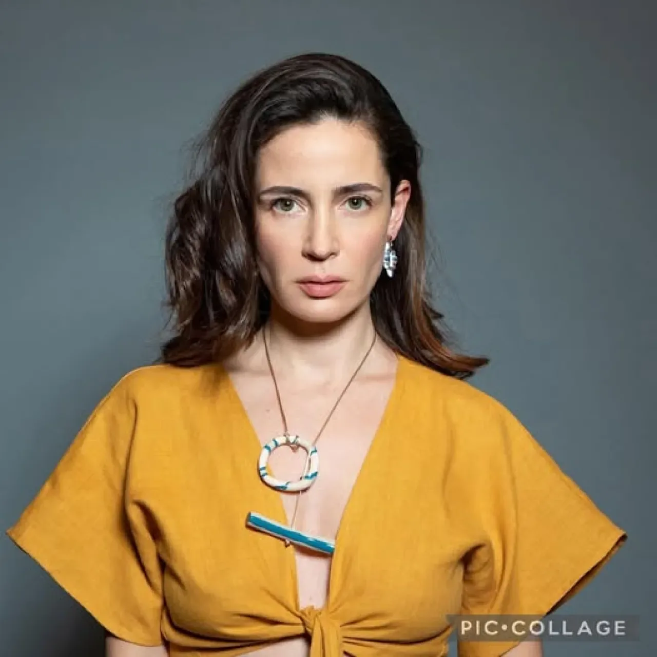 Esra Şengünalp, ATV'nin Yeni Dizisi "ABİ"de Afra Saraçoğlu'nun Ablası Oluyor Esra Şengünalp, ATV'nin Yeni Dizisi "ABİ"de Afra Saraçoğlu'nun Ablası Oluyor