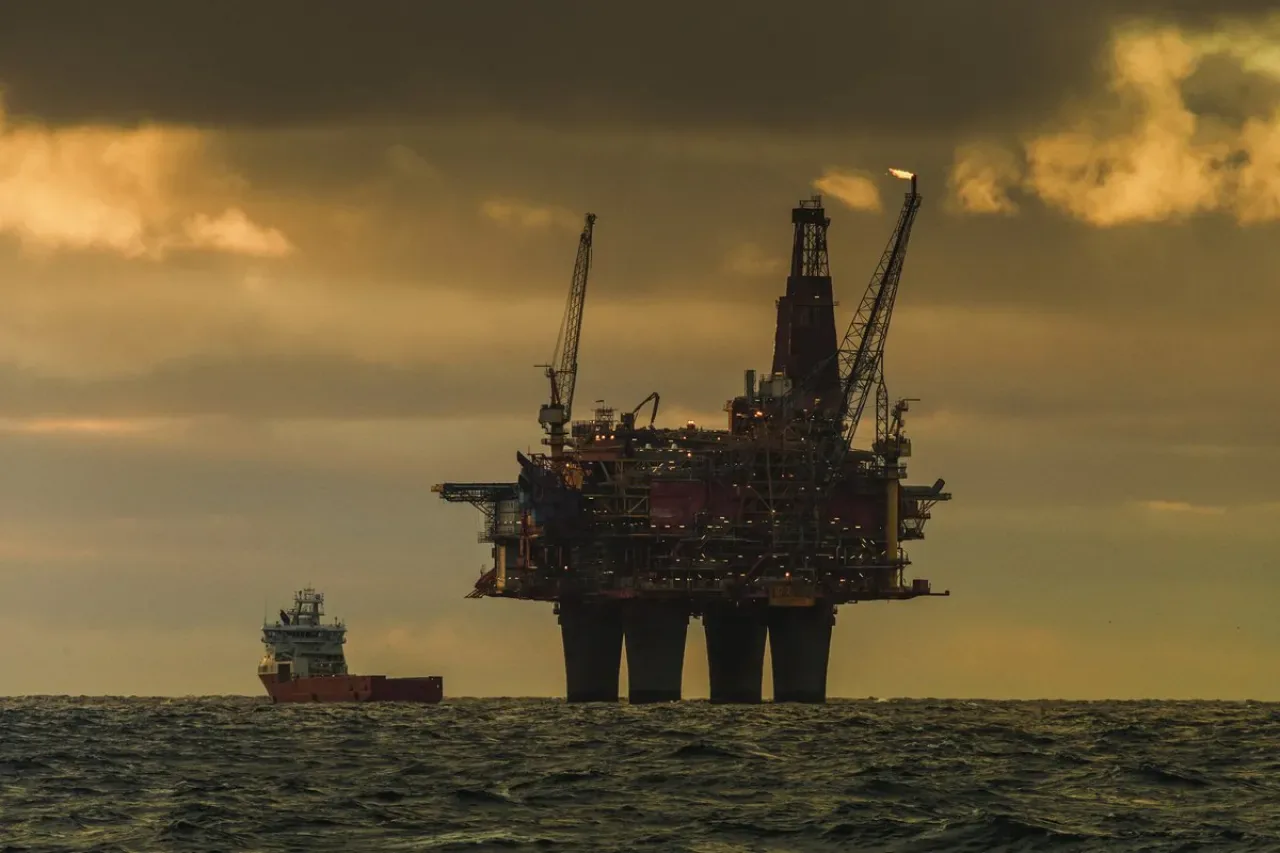 İklim Aktivisti Davası: Norveç'in Petrol ve Gaz Arama Planları İnsan Hakları İhlali Sayılmadı İklim Aktivisti Davası: Norveç'in Petrol ve Gaz Arama Planları İnsan Hakları İhlali Sayılmadı