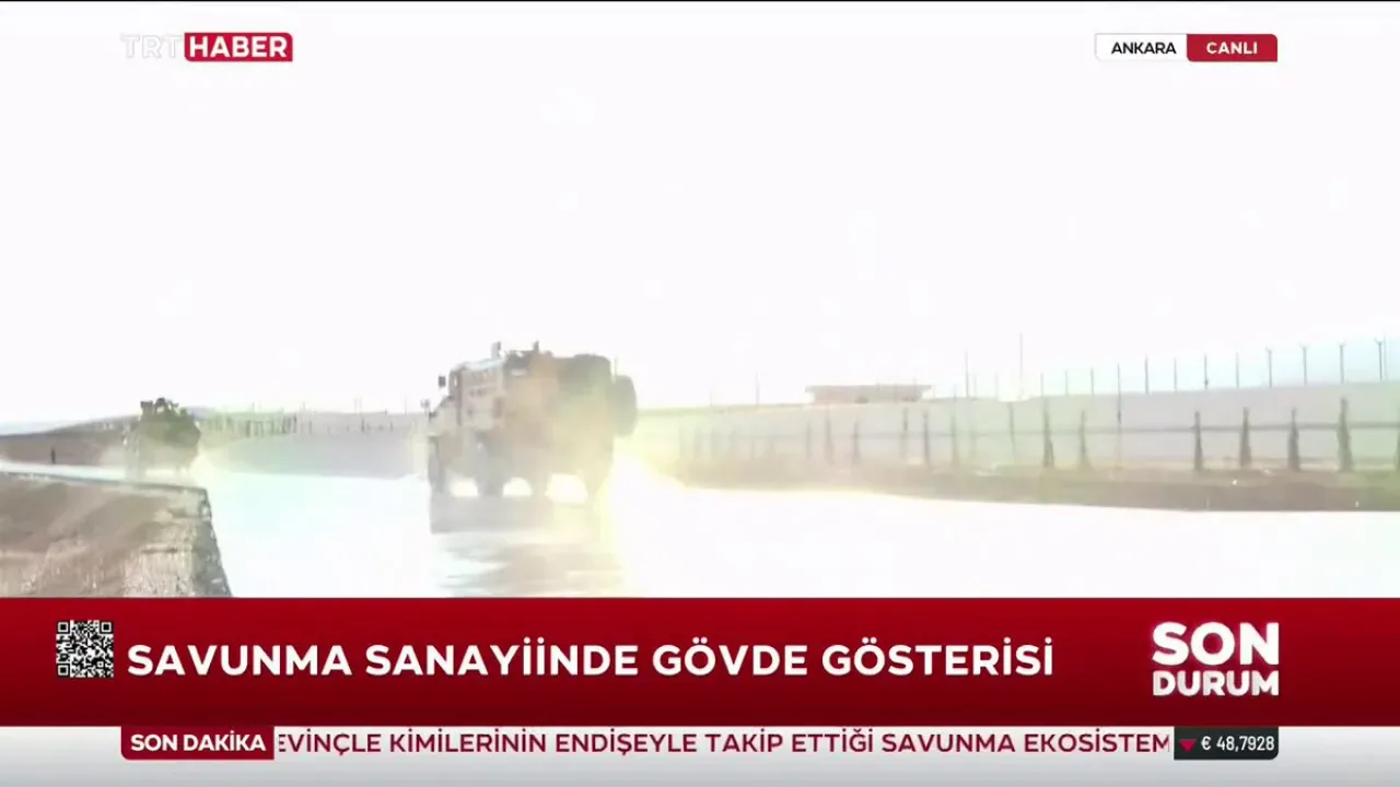 Türkiye'nin Yeni Altay Tankı Gösteri Sürüşü ile Tanıtıldı Türkiye'nin Yeni Altay Tankı Gösteri Sürüşü ile Tanıtıldı