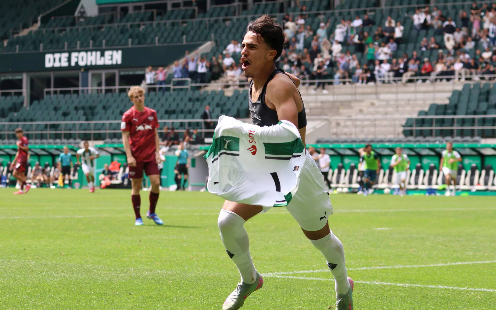 Galatasaray ve Gladbach Arasında Transfer Krizi: Can Armando Güner Galatasaray ve Gladbach Arasında Transfer Krizi: Can Armando Güner