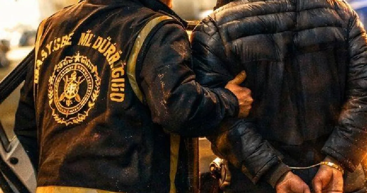 Antalya'da Dev Asayiş Operasyonu: Binlerce Kişi Sorgulandı, 765 Aranan Şahıs Yakalandı Antalya'da Dev Asayiş Operasyonu: Binlerce Kişi Sorgulandı, 765 Aranan Şahıs Yakalandı