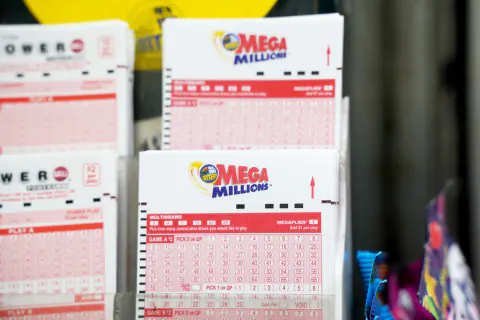 Mega Millions'da New York'lu Şanslı Kazanan: 4 Milyon Dolarlık İkramiye