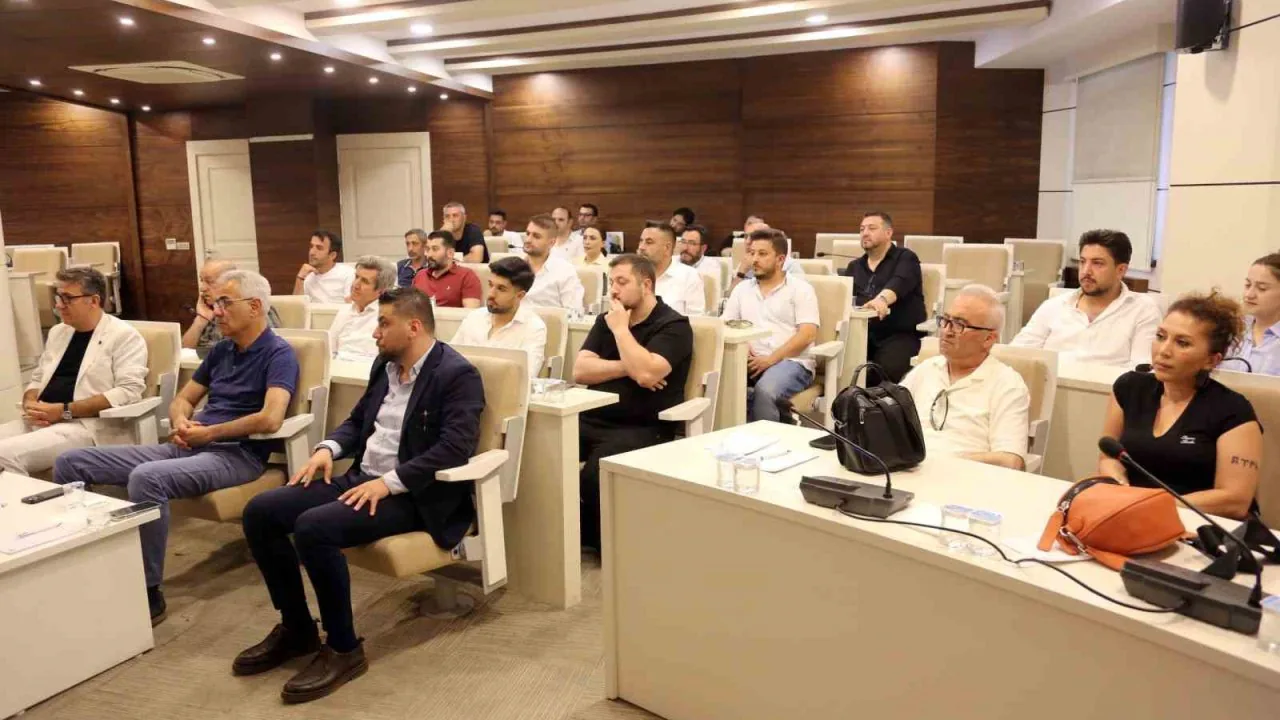 Sivas'ta Sigorta Acentelerinin Sektörel Sorunları STSO Gündeminde Sivas'ta Sigorta Acentelerinin Sektörel Sorunları STSO Gündeminde