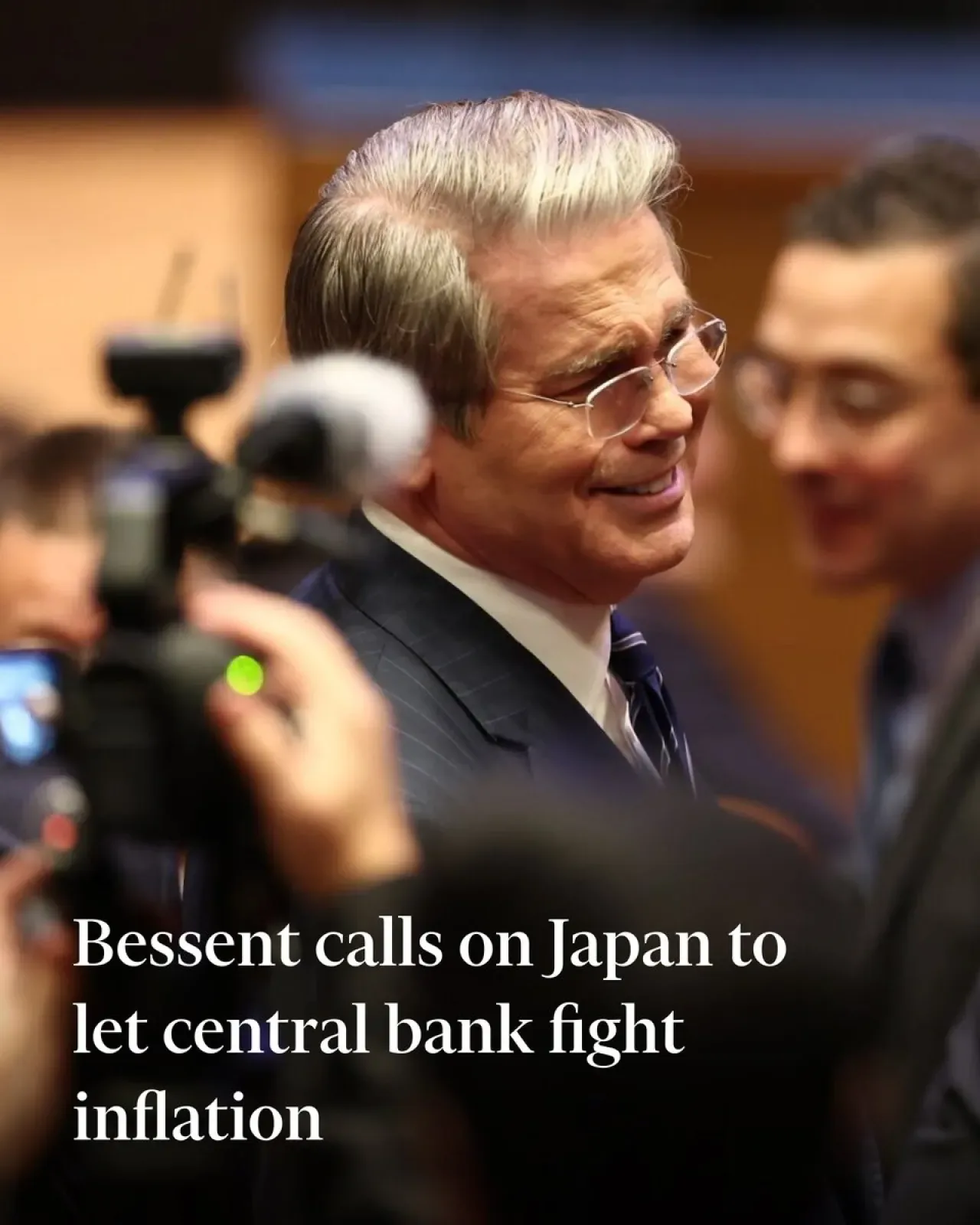 Tokyo'dan Bank of Japan'a Politika Özgürlüğü Çağrısı: Hisse Senetleri Rekor Kırdı Tokyo'dan Bank of Japan'a Politika Özgürlüğü Çağrısı: Hisse Senetleri Rekor Kırdı