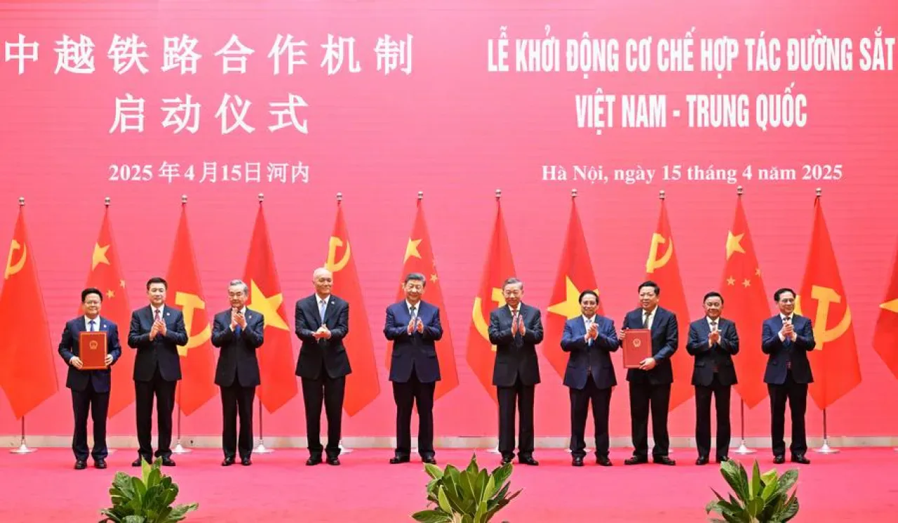 Çin Lideri Şi Jinping, Asya-Pasifik'te Açık ve Kapsayıcı Bir Gelecek Vizyonunu Paylaştı Çin Lideri Şi Jinping, Asya-Pasifik'te Açık ve Kapsayıcı Bir Gelecek Vizyonunu Paylaştı