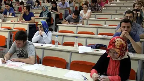2026 AGS ve ÖABT Sınav Giriş Belgeleri Yayınlandı: ÖSYM'den Önemli Uyarı