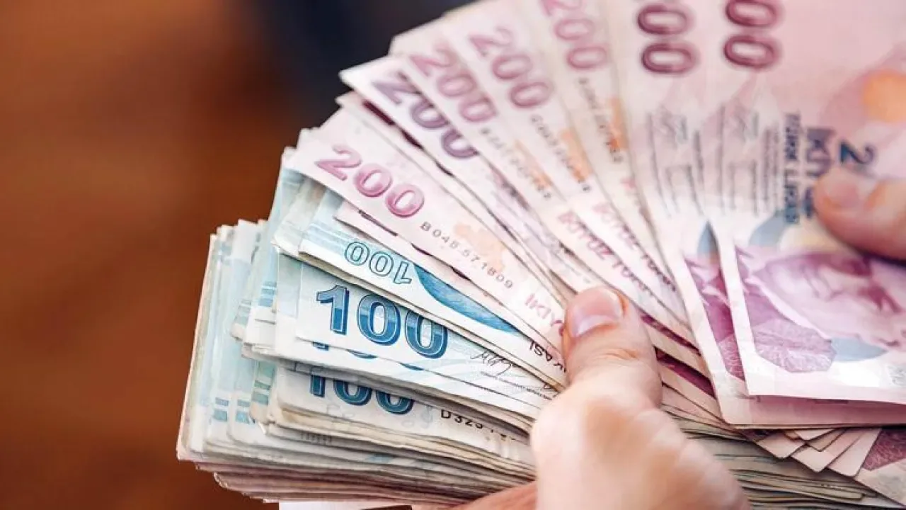 Ankara'da Dolandırılan Vatandaşın Parası Mahkeme Kararıyla Bankadan Tahsil Edilecek Ankara'da Dolandırılan Vatandaşın Parası Mahkeme Kararıyla Bankadan Tahsil Edilecek