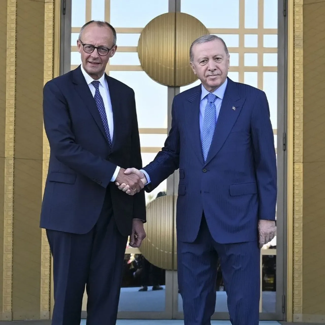 Almanya Başbakanı Merz: Türkiye'nin AB Yolu Kopenhag Kriterlerinden Geçiyor Almanya Başbakanı Merz: Türkiye'nin AB Yolu Kopenhag Kriterlerinden Geçiyor