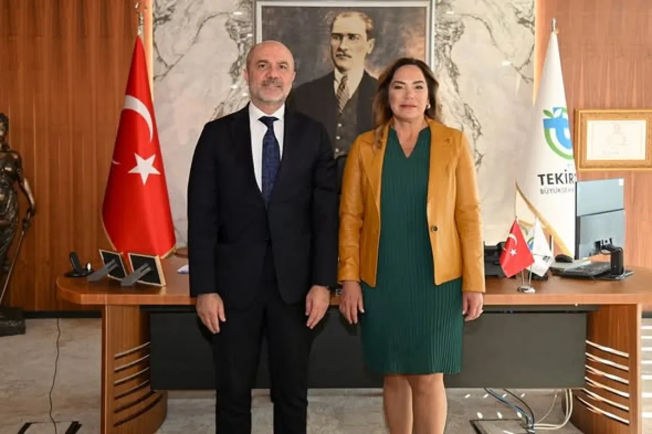 Marmara Adalar Belediyesi Tekirdağ Büyükşehir Belediye Başkanı'nı Ziyaret Etti Marmara Adalar Belediyesi Tekirdağ Büyükşehir Belediye Başkanı'nı Ziyaret Etti