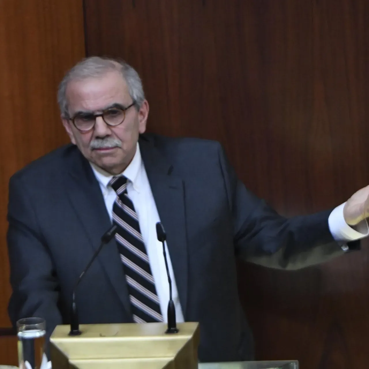Lübnan Başbakanı Selam, Filistin Kamplarındaki Silahlar Konusunda Adım Attıklarını Açıkladı Lübnan Başbakanı Selam, Filistin Kamplarındaki Silahlar Konusunda Adım Attıklarını Açıkladı