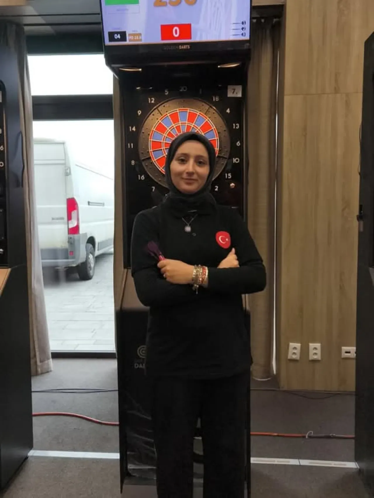 Havva Nur Karaman, Elektronik Dart Dünya Şampiyonası'nda İkinci Oldu Havva Nur Karaman, Elektronik Dart Dünya Şampiyonası'nda İkinci Oldu
