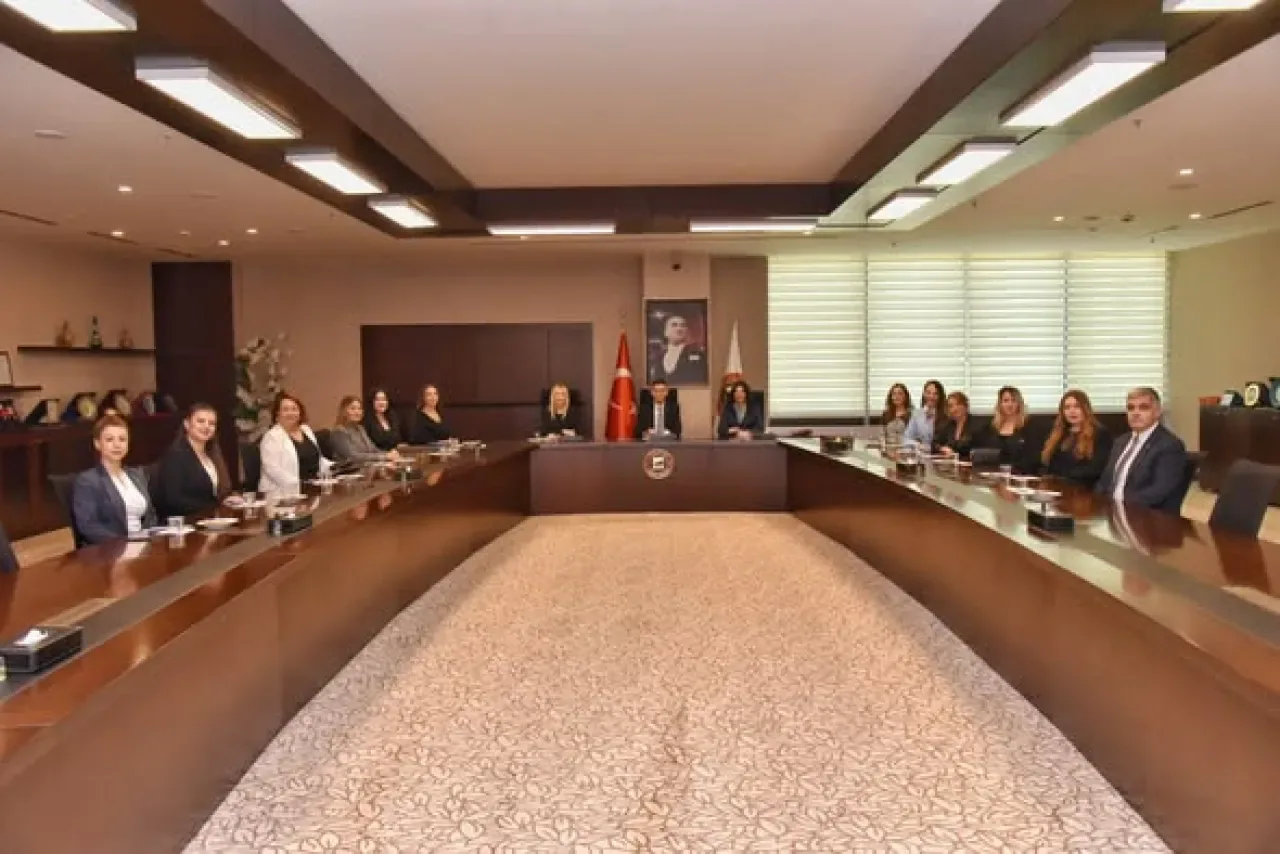 Gaziantep ve Eskişehir'li Kadın Girişimciler İş Birliği Protokolü İmzaladı Gaziantep ve Eskişehir'li Kadın Girişimciler İş Birliği Protokolü İmzaladı
