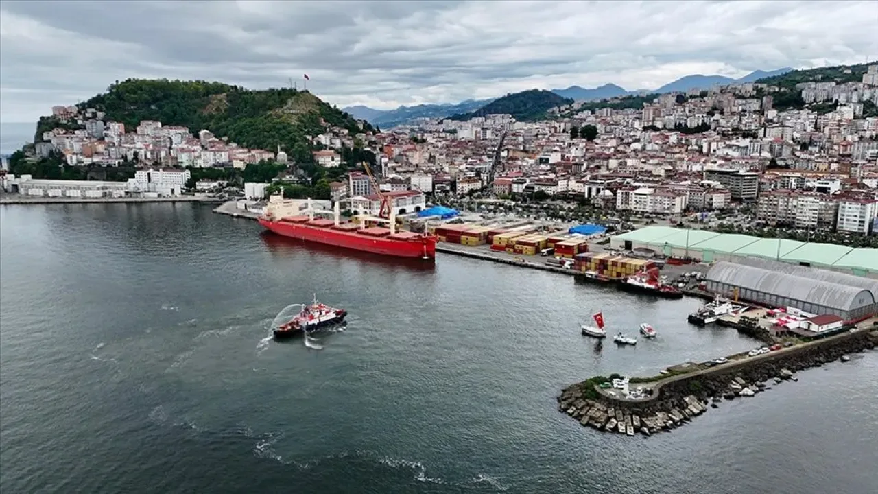 Giresun'un İsminin "Yiğit Giresun" Olarak Değiştirilmesi İçin İmza Kampanyası Giresun'un İsminin "Yiğit Giresun" Olarak Değiştirilmesi İçin İmza Kampanyası