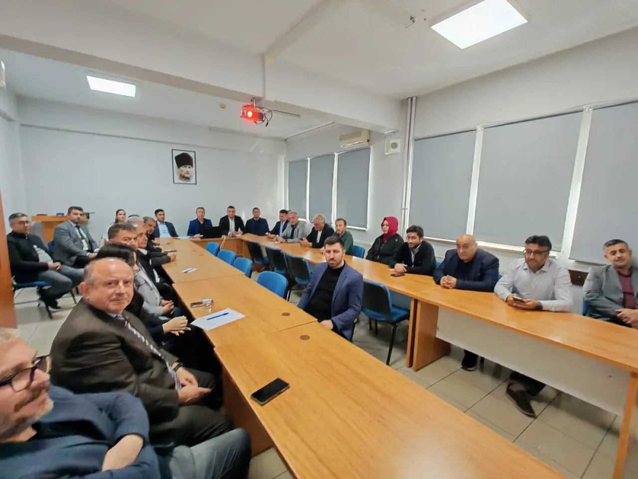 Bursa Orhangazi'de 2025-2026 Eğitim Yılı Ortak Sınavları İçin Bilgilendirme Toplantısı Düzenlendi Bursa Orhangazi'de 2025-2026 Eğitim Yılı Ortak Sınavları İçin Bilgilendirme Toplantısı Düzenlendi