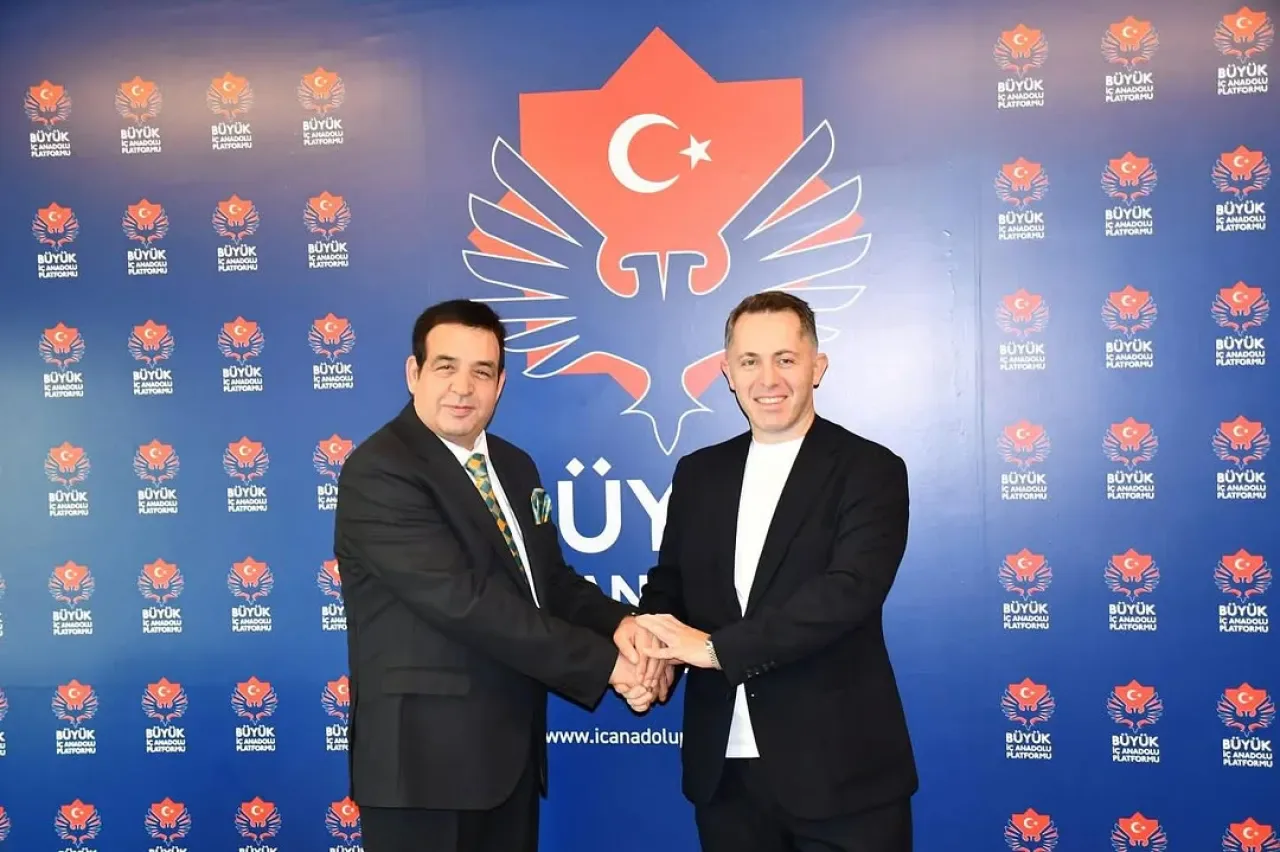 AK Parti Avcılar Belediye Başkan Adayı Abdullah Küçükoğlu, Büyük İç Anadolu Platformu'nu Ziyaret Etti AK Parti Avcılar Belediye Başkan Adayı Abdullah Küçükoğlu, Büyük İç Anadolu Platformu'nu Ziyaret Etti