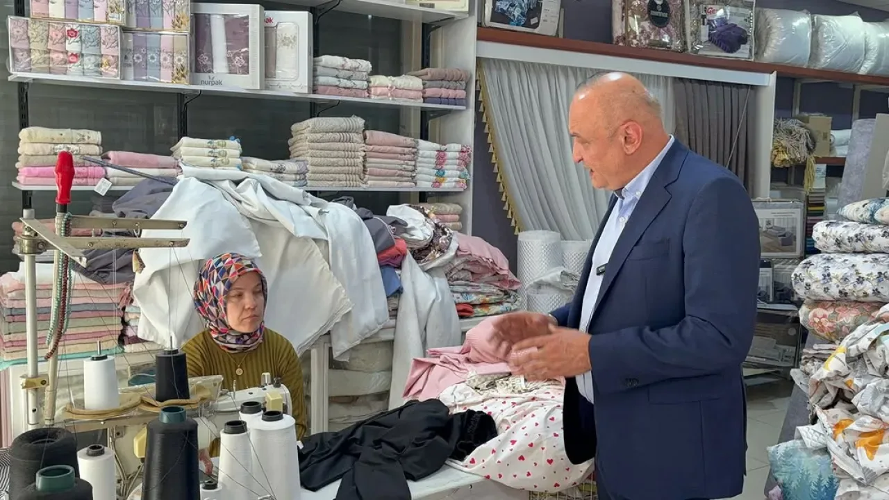 CHP'li Meriç: Harcı Haraç Olarak Nitelendirdi, Esnafa Yüklenen Ekstra Vergiyi Eleştirdi CHP'li Meriç: Harcı Haraç Olarak Nitelendirdi, Esnafa Yüklenen Ekstra Vergiyi Eleştirdi