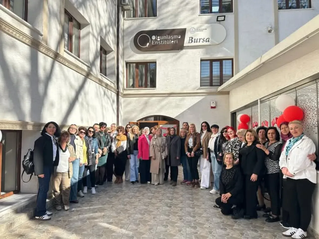 Bursa Olgunlaşma Enstitüsü, Kosova'dan Gelen Kadın Derneği Üyelerini Ağırladı Bursa Olgunlaşma Enstitüsü, Kosova'dan Gelen Kadın Derneği Üyelerini Ağırladı