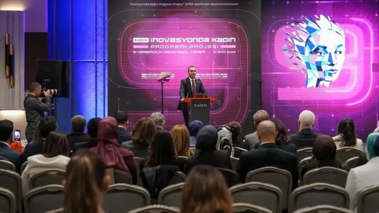 KADEM'in İnovasyonda Kadın Programı'nda 9. Girişimcilik Kampı Ödülleri Sahiplerini Buldu KADEM'in İnovasyonda Kadın Programı'nda 9. Girişimcilik Kampı Ödülleri Sahiplerini Buldu