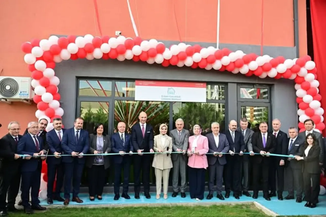 Bursa'da Erken Tanı ve Çocukluk Gelişim Merkezi Açıldı Bursa'da Erken Tanı ve Çocukluk Gelişim Merkezi Açıldı