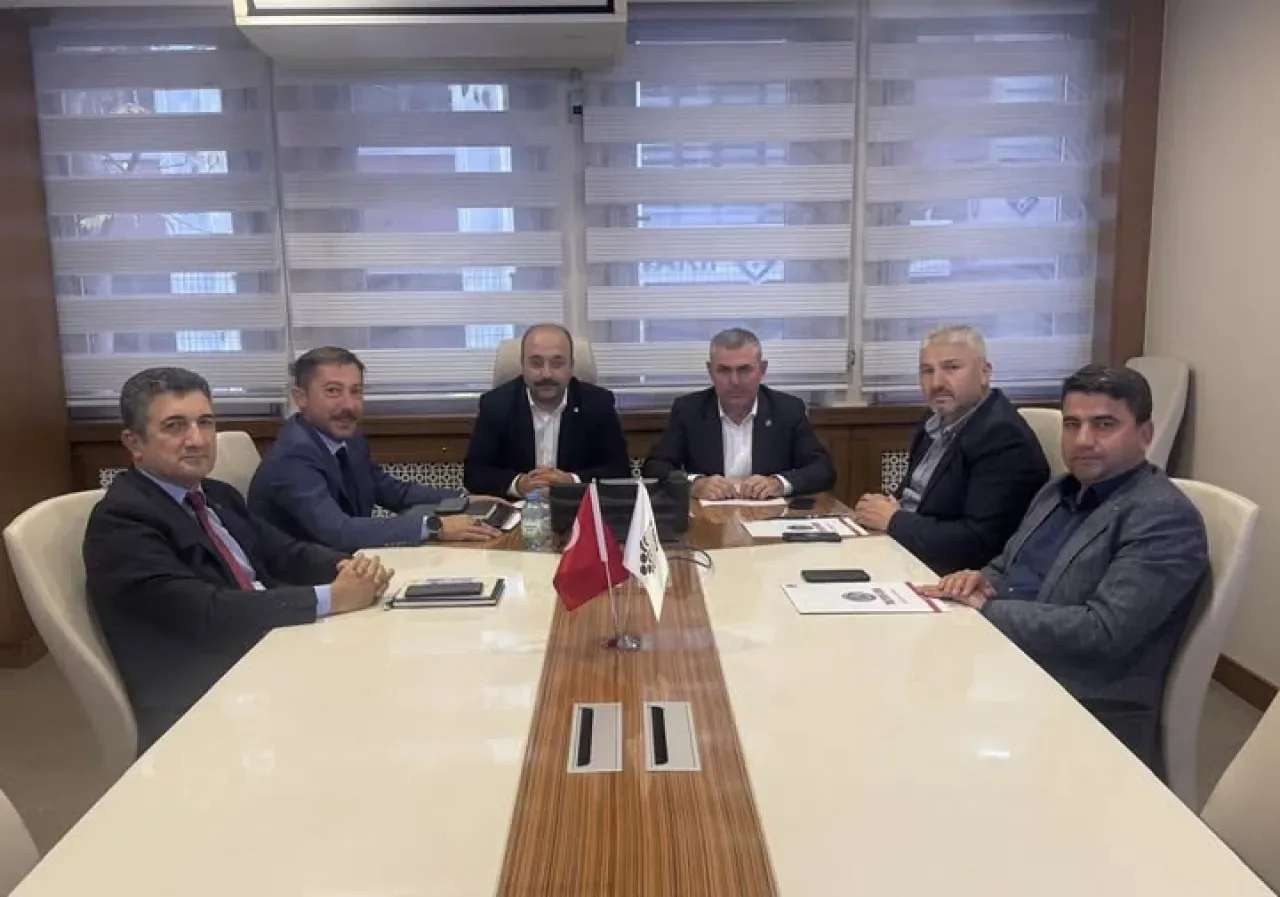 Toç Bir-Sen, TMO Çalışanlarının Taleplerini Görüşmek Üzere İdari Kurul Toplantısı Gerçekleştirdi Toç Bir-Sen, TMO Çalışanlarının Taleplerini Görüşmek Üzere İdari Kurul Toplantısı Gerçekleştirdi
