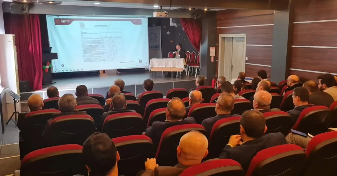 İstanbul Sultanbeyli'de 1. Dönem Ortak Sınavları Öncesi Önemli Toplantı İstanbul Sultanbeyli'de 1. Dönem Ortak Sınavları Öncesi Önemli Toplantı