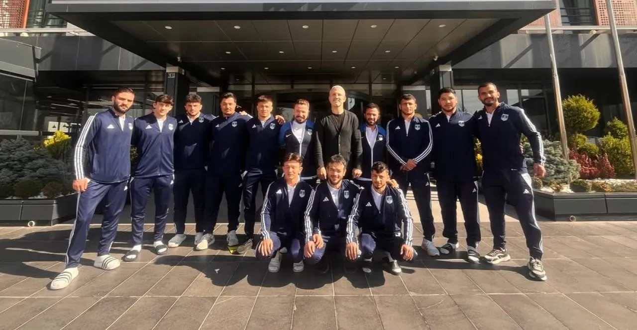 Bahçelievler Belediye Spor Kulübü Grekoromen Güreşçileri Konya'da Bahçelievler Belediye Spor Kulübü Grekoromen Güreşçileri Konya'da