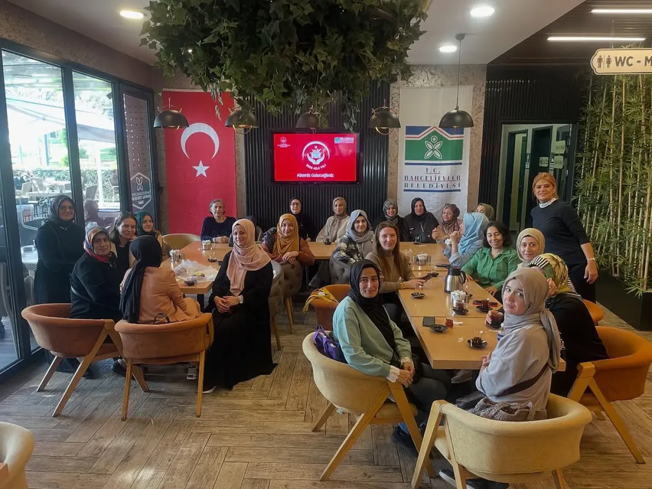 Bahçelievler Kadın Meclisi, Kadın Başkan Danışmanları ile Bir Araya Geldi Bahçelievler Kadın Meclisi, Kadın Başkan Danışmanları ile Bir Araya Geldi