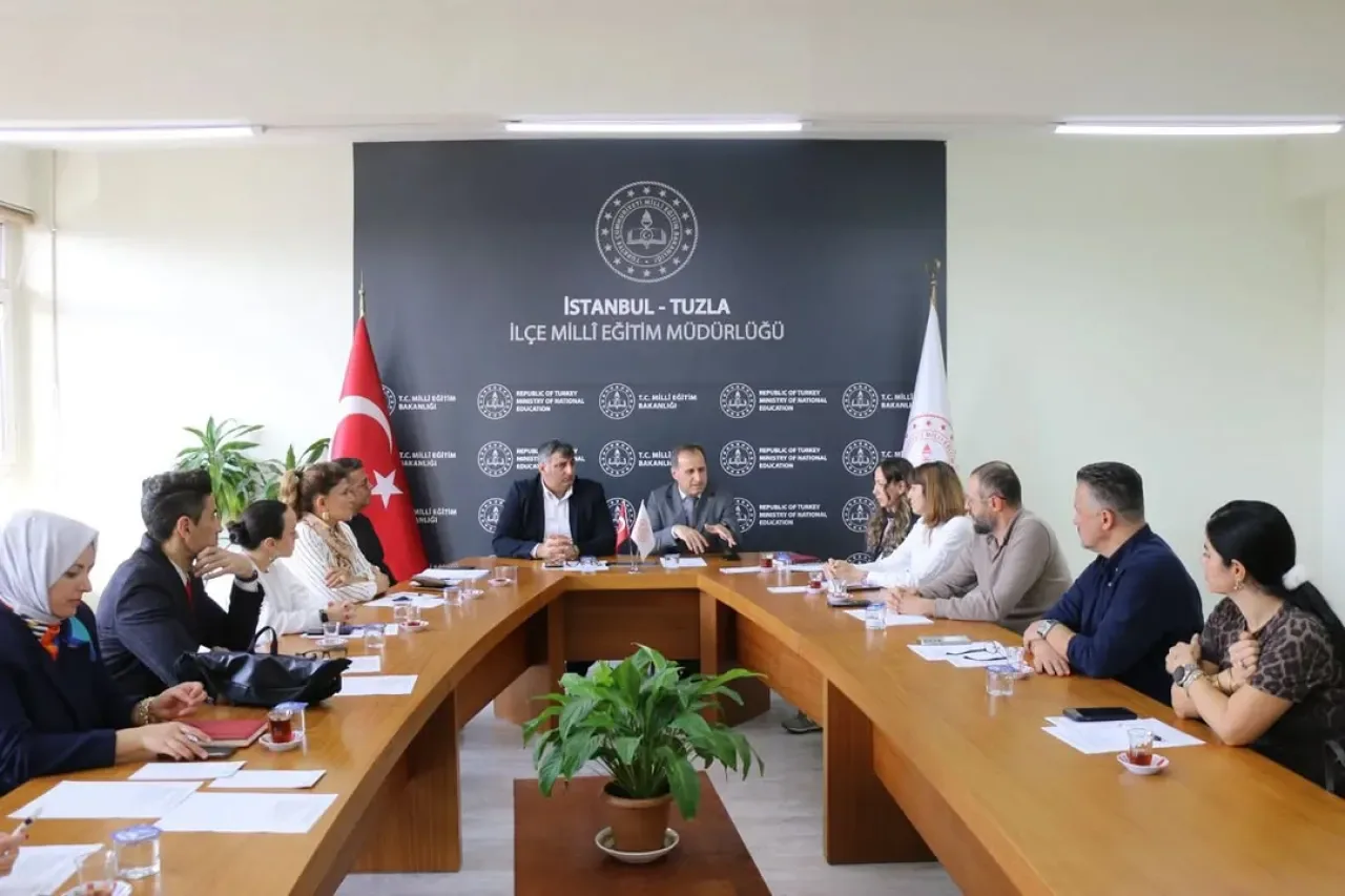 Enstrümansız Okul Kalmasın Projesi Tuzla'da Yeni Eğitim-Öğretim Yılına Hazır Enstrümansız Okul Kalmasın Projesi Tuzla'da Yeni Eğitim-Öğretim Yılına Hazır