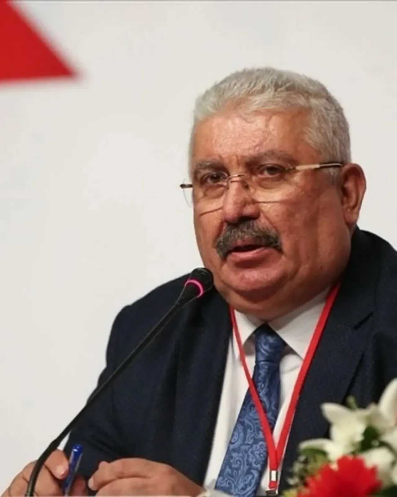 MHP Balıkesir İl Başkanı Semih Yalçın: "Cumhuriyet Milli Devlettir, Devlet-i Ebet Müddettir" MHP Balıkesir İl Başkanı Semih Yalçın: "Cumhuriyet Milli Devlettir, Devlet-i Ebet Müddettir"