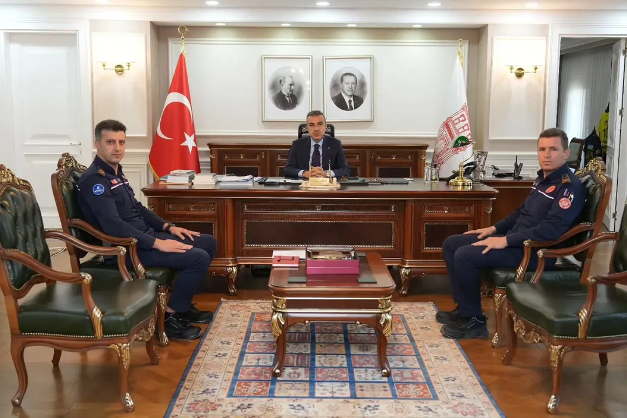 Beyoğlu'nda Yangın Güvenliği ve Afet Hazırlık Çalışmaları Masaya Yatırıldı Beyoğlu'nda Yangın Güvenliği ve Afet Hazırlık Çalışmaları Masaya Yatırıldı