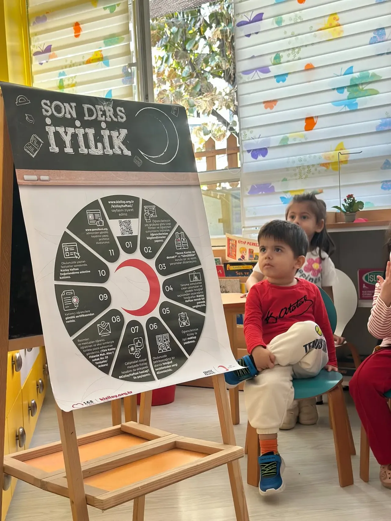 Türk Kızılay Bahçelievler Şubesi'nden Minik Öğrencilere Anlamlı Hafta Etkinliği Türk Kızılay Bahçelievler Şubesi'nden Minik Öğrencilere Anlamlı Hafta Etkinliği