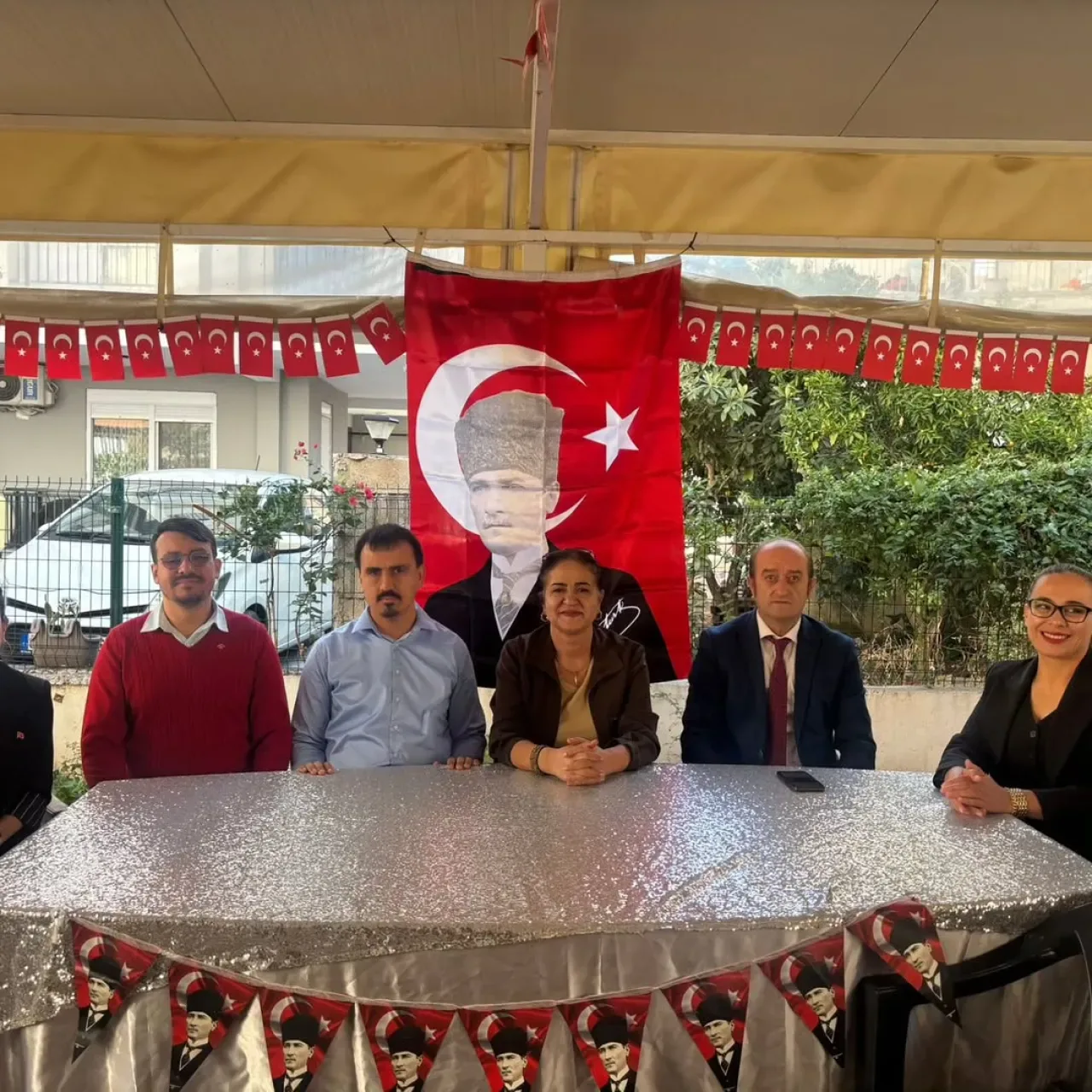 Antalya'da Görme Engelli Öğrencilerin 29 Ekim Coşkusu Antalya'da Görme Engelli Öğrencilerin 29 Ekim Coşkusu