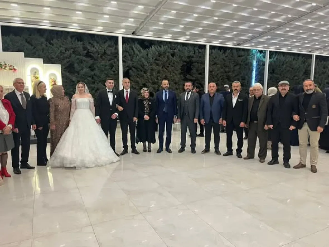 MHP Kahramankazan ve Yenimahalle Teşkilatları, Elif ve Serkan Çiftinin Düğün Töreninde MHP Kahramankazan ve Yenimahalle Teşkilatları, Elif ve Serkan Çiftinin Düğün Töreninde