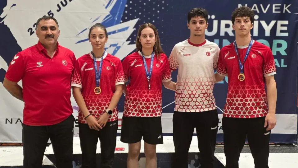 Erzincanlı Milli Badmintoncular Dünya Sahnesinde: 3 Altın 1 Gümüş görseli