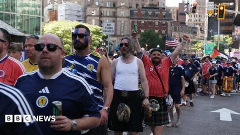 Dünya Kupası'nda Boston Kabusu: İskoç Taraftarlar İzdiham ve Kaos Yaşadı
