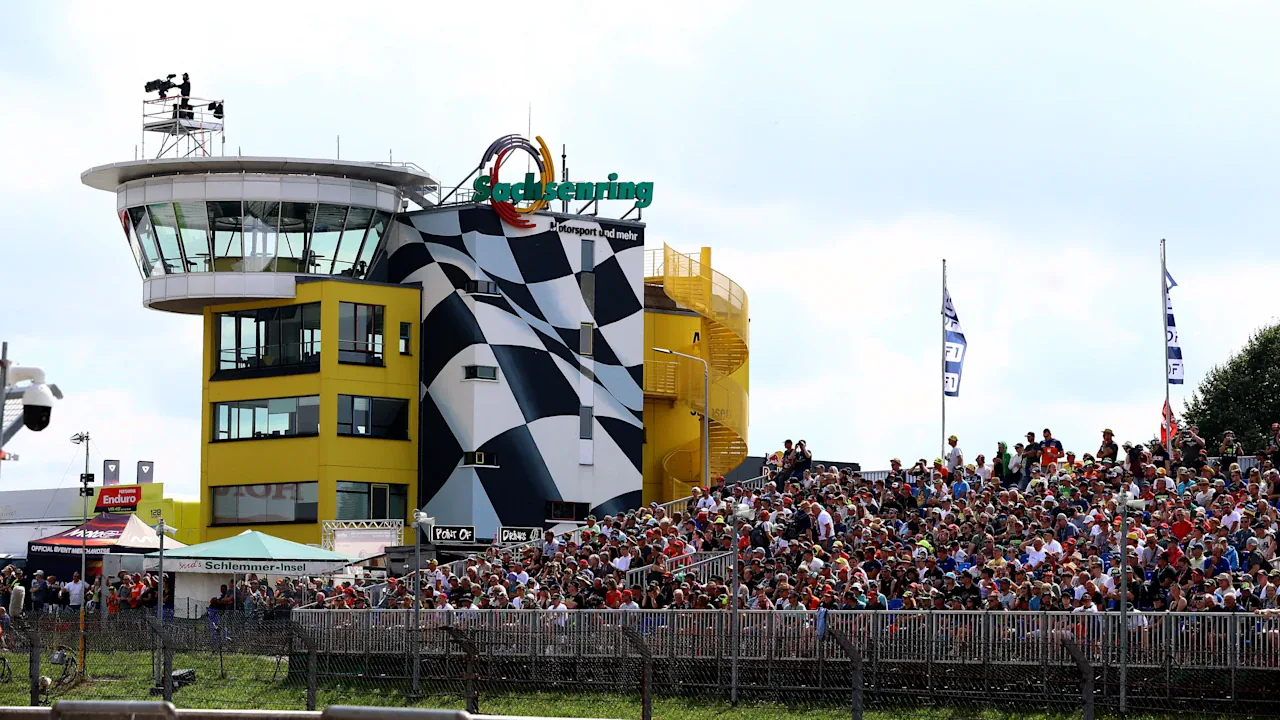 Sachsenring'de Rekorlar ve Dev Yatırım: 2027 Yarışları İçin Kapasite Artıyor Sachsenring'de Rekorlar ve Dev Yatırım: 2027 Yarışları İçin Kapasite Artıyor