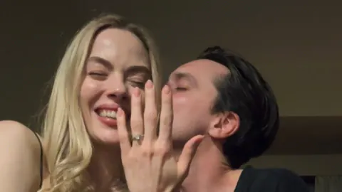 Virgin River Yıldızı Richard Harmon ve Sarah Dugdale Evlilik Yolunda