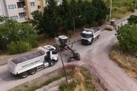 Yalova Elmalık Köyü yolunda sıcak asfalt hamlesi: Ulaşım standartları yükseldi