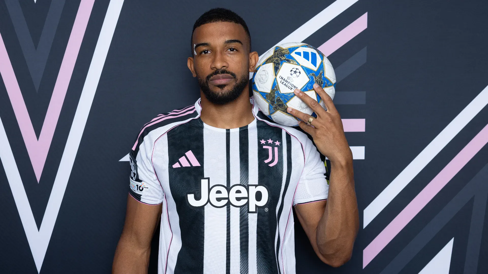 Bayern Münih'ten Gleison Bremer Hamlesi: Juventus'ta Savunma Hattı Alarmda Bayern Münih'ten Gleison Bremer Hamlesi: Juventus'ta Savunma Hattı Alarmda