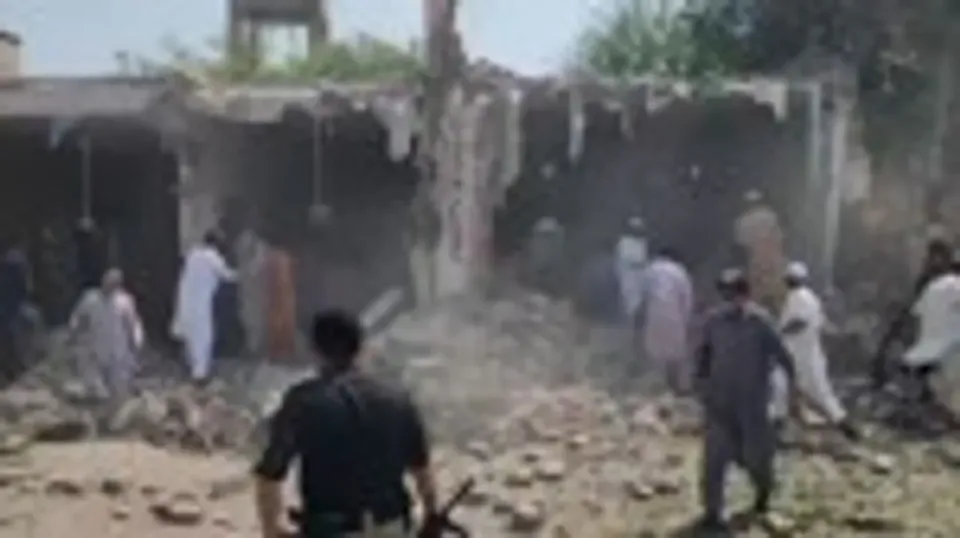 Pakistan'ın Kohat'ında cuma namazında patlama: 15 ölü, 50 yaralı görseli
