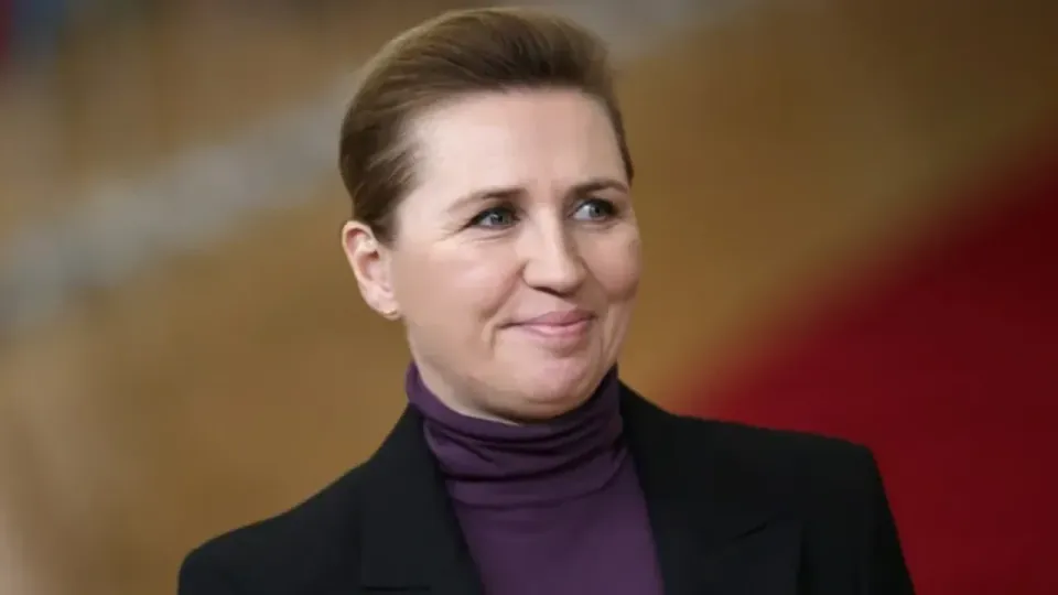 Danimarka Başbakanı Frederiksen'den Trump'a Grönland Yanıtı: Satılık Değil görseli