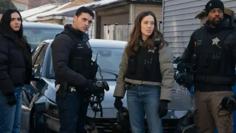 Chicago PD'de veda vakti: 13 yıllık başrol oyuncusu diziden ayrılıyor