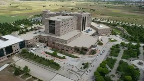 SDÜ Tıp Fakültesi'nde Sınav Usulsüzlüğü: Rektörlükten İptal ve Soruşturma Kararı