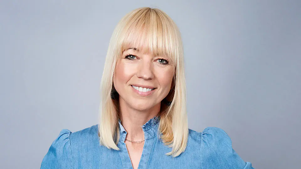 Sara Cox: "Akıllı kapı zilleri beni deli edecek, oğlum 5'te evde yok" görseli