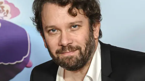 Christian Ulmen ve Film Şirketi Arasında Hukuk Savaşı: 'The Au Pair' Krizi