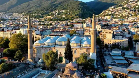 Bursa Namaz Vakitleri: 10 Ekim 2026 Cuma Günleri İmsak, Öğle, Akşam ve Yatsı Saatleri