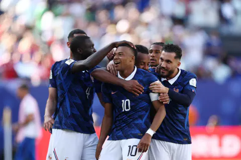Fransa Senegal'i 3-1 Mağlup Etti: 2026 Dünya Kupası'nda İlk Galibiyet