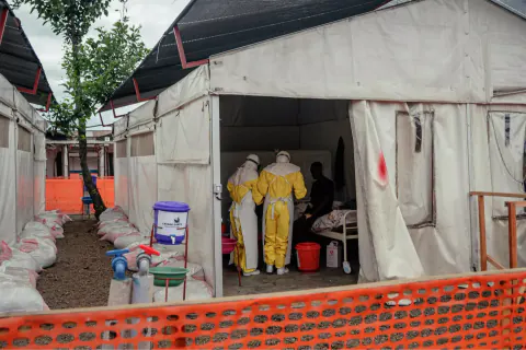 ABD'den Kongo'ya Ebola Kısıtlaması: 21 Gün Bekleme Şartı Geldi
